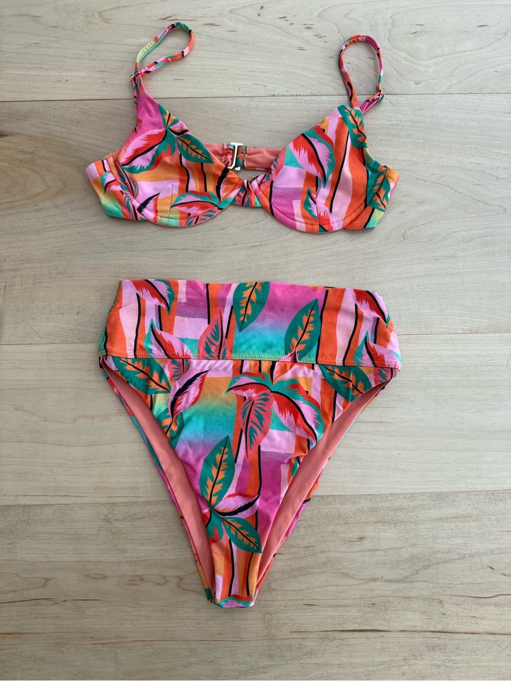 Beach riot bikini set